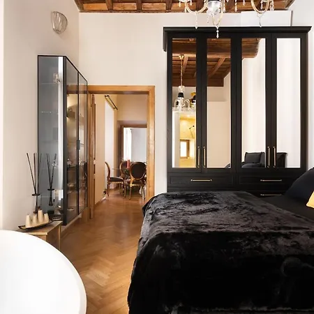 شقة Idyllia - Luxury With Terrace روما